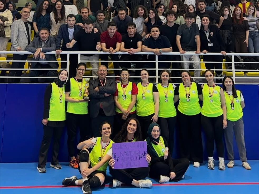 Voleybol Kadın